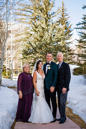 John_Megan-Wdg-Group-79