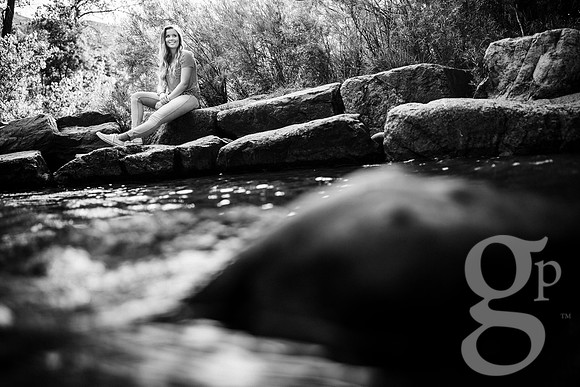 Leah_Senior-BW-7