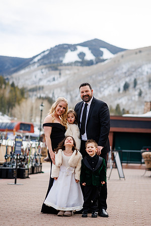 John_Megan-Wdg-Group-112