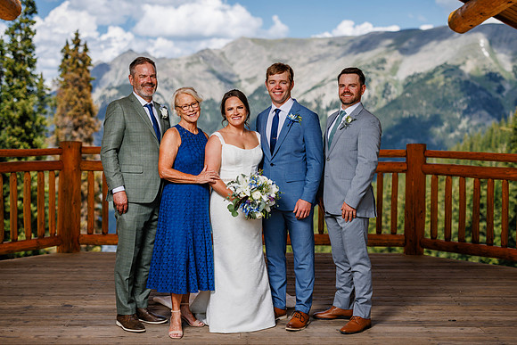 Tyler-Emily-Group-103