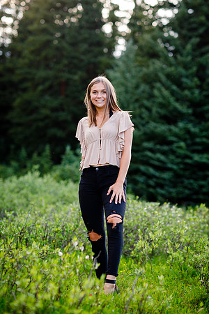 Ellie_Senior-Edited-87