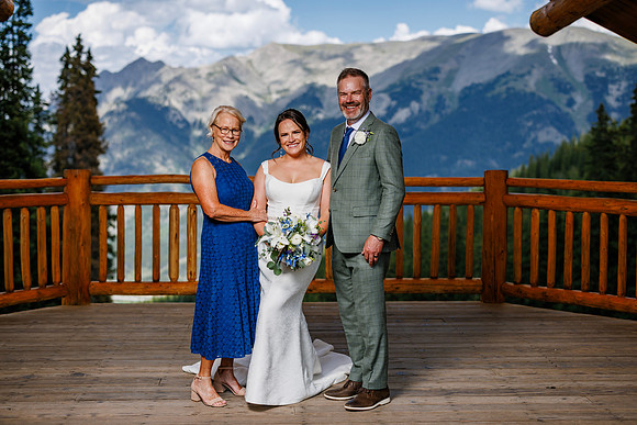 Tyler-Emily-Group-115