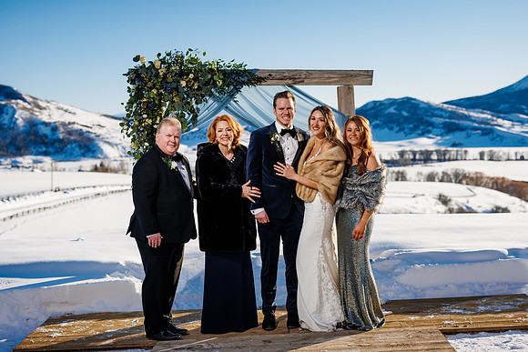 Zach_Rebecca_Wdg-Group-96