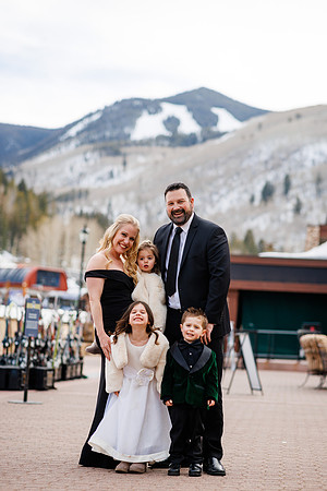 John_Megan-Wdg-Group-114