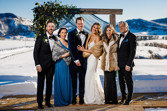 Zach_Rebecca_Wdg-Group-110