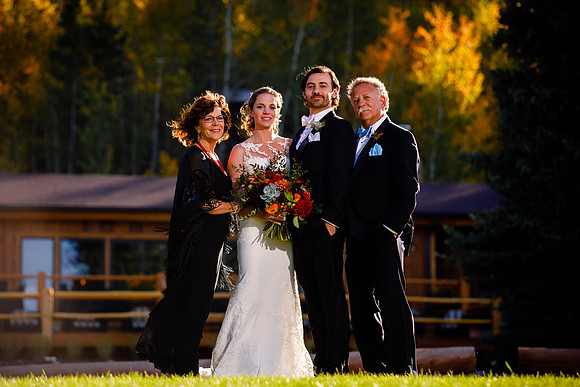 Andrew_Karen_Wdg-Group-119