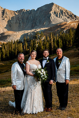 Emory_Erin_Wdg-Group-150