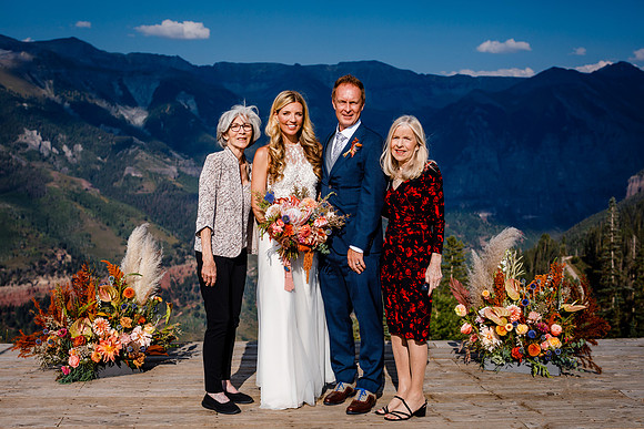 Mike_Dana_Wdg-Group-57