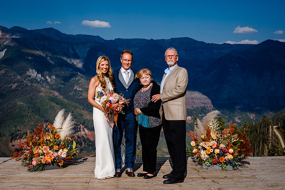 Mike_Dana_Wdg-Group-56