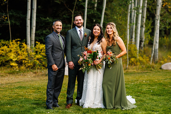 Kris_Crystal_Wdg-Group-103