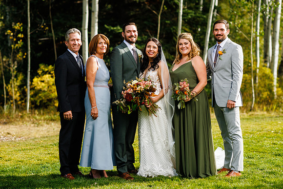Kris_Crystal_Wdg-Group-113