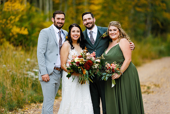 Kris_Crystal_Wdg-Group-76