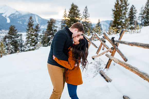 Gapzie_Cody_Engagement-Favorites-41