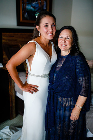 Andy_Danielle_Wdg_Group-2