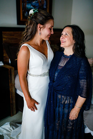 Andy_Danielle_Wdg_Group-3
