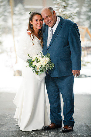 Andy_Danielle_Wdg_Group-28