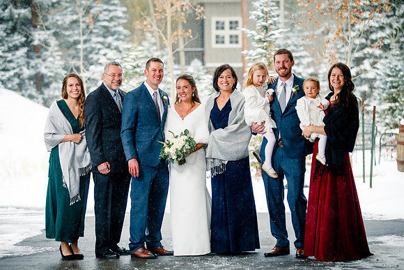 Andy_Danielle_Wdg_Group-40