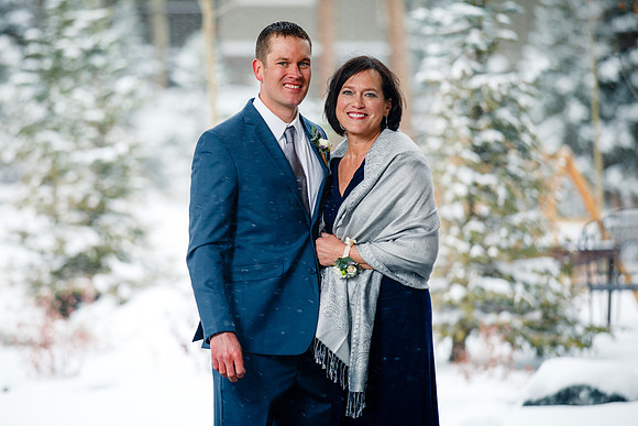 Andy_Danielle_Wdg_Group-50