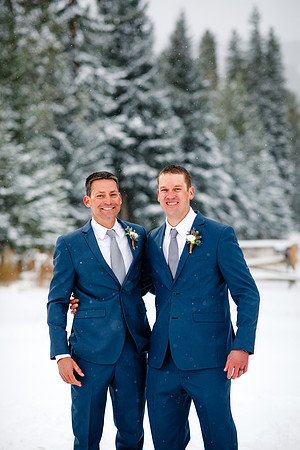 Andy_Danielle_Wdg_Group-107