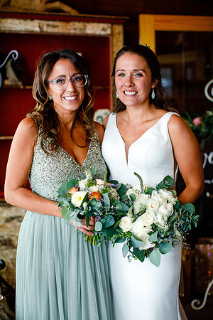 Andy_Danielle_Wdg_Group-128