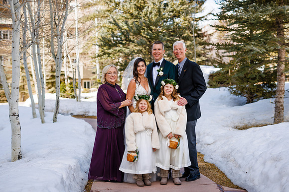 John_Megan-Wdg-Group-73