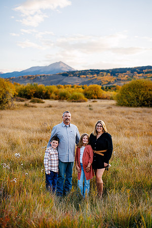 Bull-Family2024-favs-54