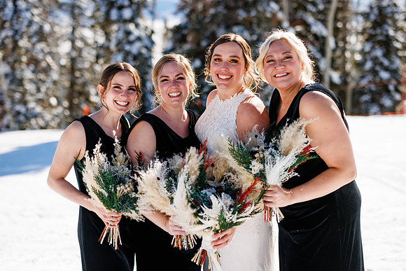 Erin-Kaleb-Group-47