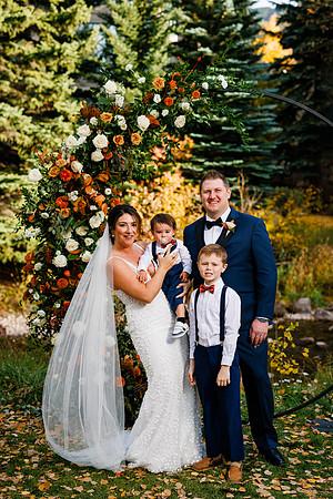 Charlie-Kelsi-Group-133