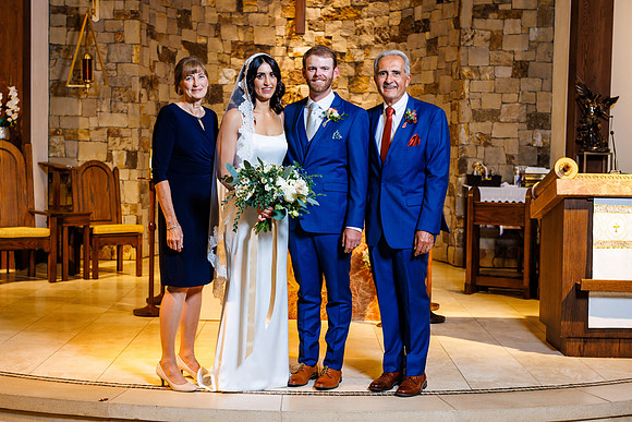 Meg_Rick_Wdg-Group-40