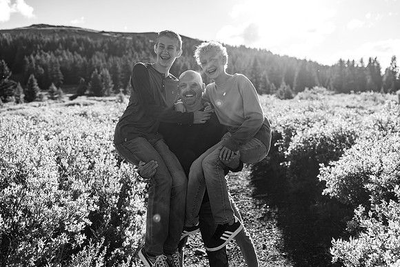 Shrago_Family_2022-Edited-7