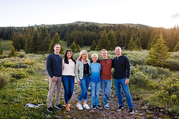 Shrago_Family_2022-Edited-35