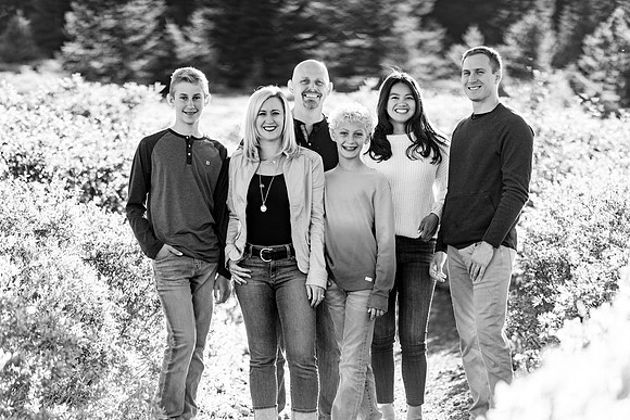 Shrago_Family_2022-Edited-3