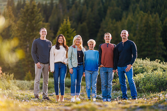 Shrago_Family_2022-Edited-27
