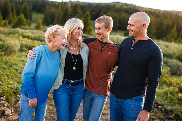 Shrago_Family_2022-Edited-52
