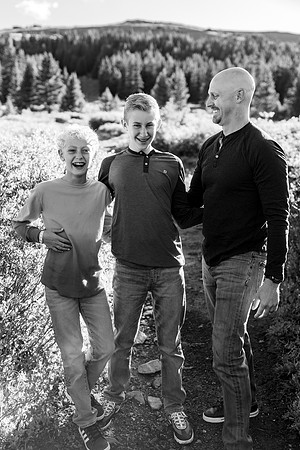 Shrago_Family_2022-Edited-16