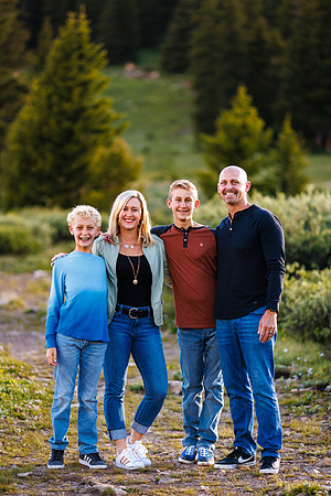 Shrago_Family_2022-Favs-10