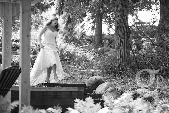 Tg_B&W-101