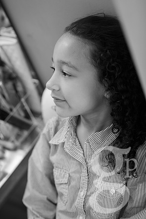 Tg_B&W-24