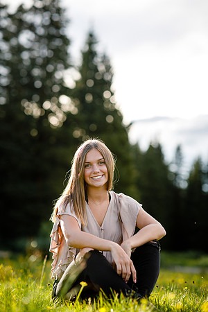 Ellie_Senior-Edited-137