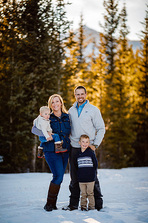 Doug_Jackie_Family_Winter2021-2