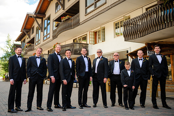 Mike_Valentina_Wdg-Group-88