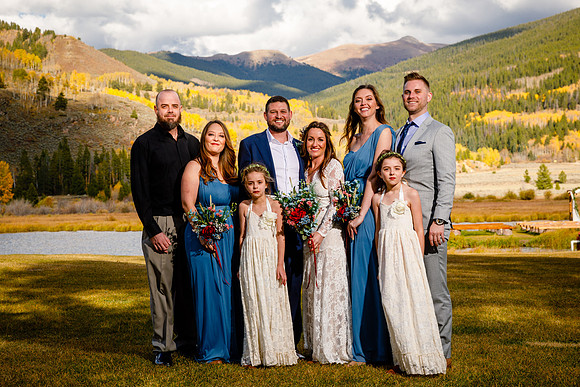 Jon_Shannon_Wdg-Group-33