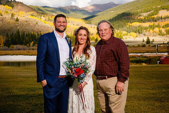 Jon_Shannon_Wdg-Group-48