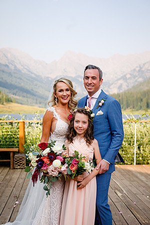 Russell_Caroline_Wdg-Group-73