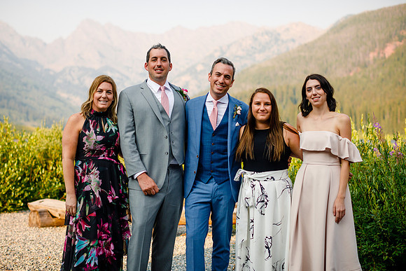 Russell_Caroline_Wdg-Group-95