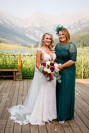 Russell_Caroline_Wdg-Group-53