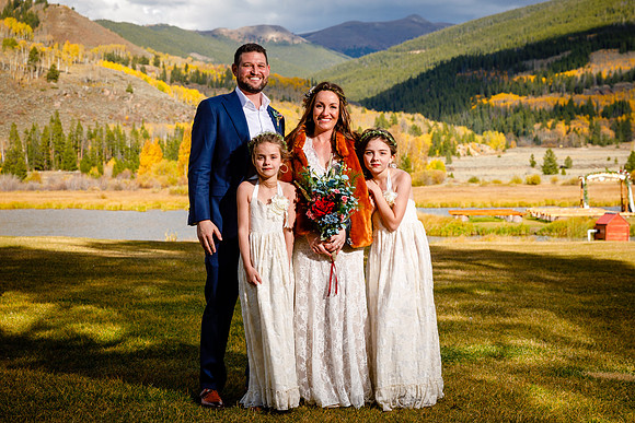Jon_Shannon_Wdg-Group-9