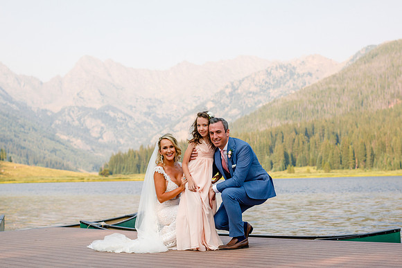 Russell_Caroline_Wdg-Group-83