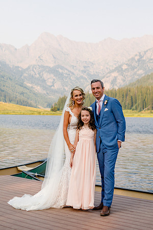 Russell_Caroline_Wdg-Group-81