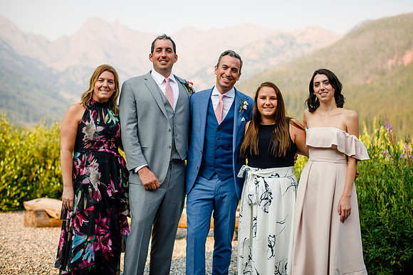 Russell_Caroline_Wdg-Group-94